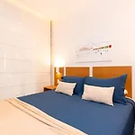 Studio Frente Mar Em Copacabana | A 3196/502